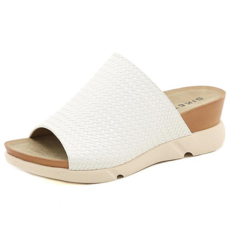 MVVJKEShoes-Woman-2021-Slippers-Soft-Low-Luxury-Slides-Pantofle-On-A-Wedge-Shale-Female-Beach-Platform_79ac9a6f-5a9a-4fe2-a7be-2c1e3ff08486_1800x1800