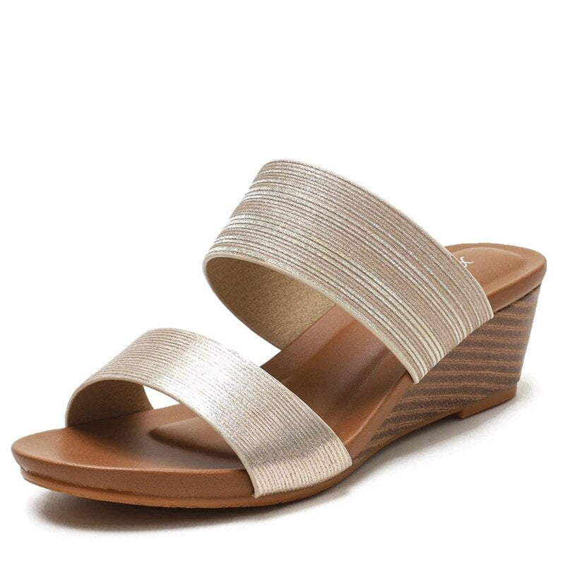New Fashion Wear Thick Soled High Heels Thick Soled Sandals New Fashion Wear Thick Soled High Heels Thick Soled Sandals